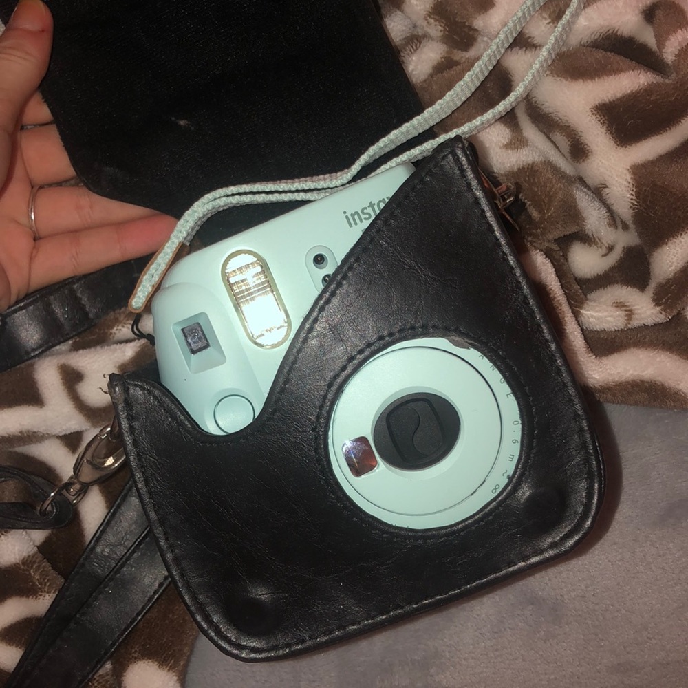 Polaroid Camera Case - Picture 3 of 3